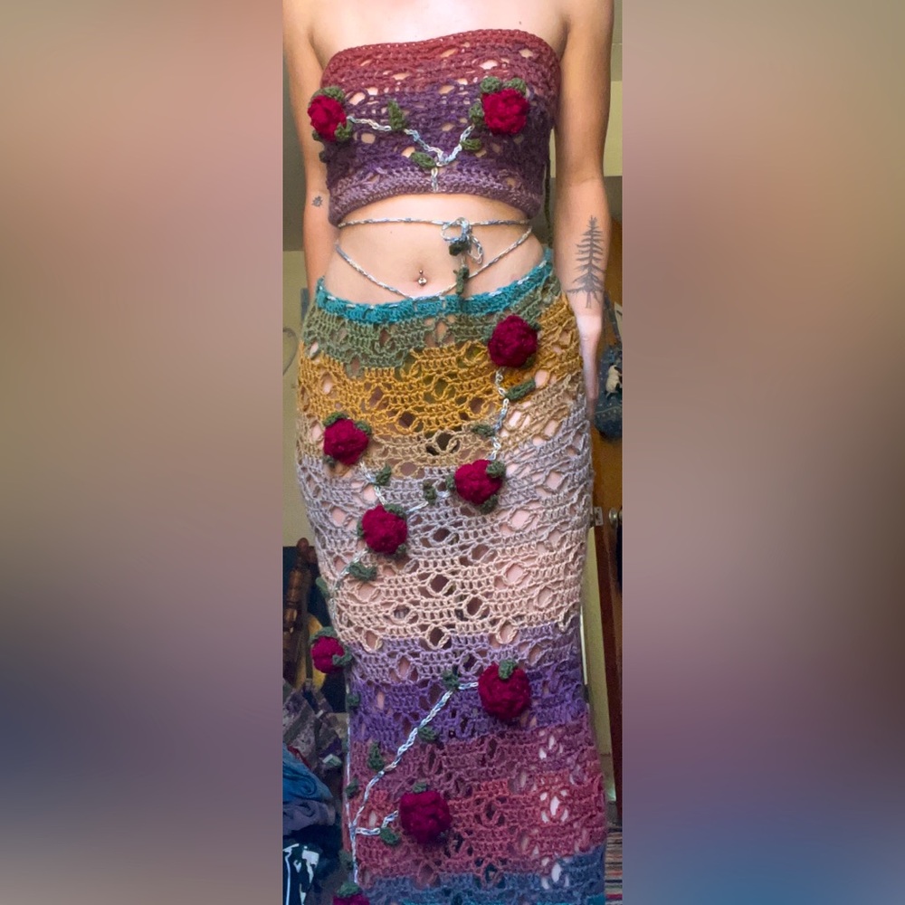 Handmade Crochet Roses Skirt Set